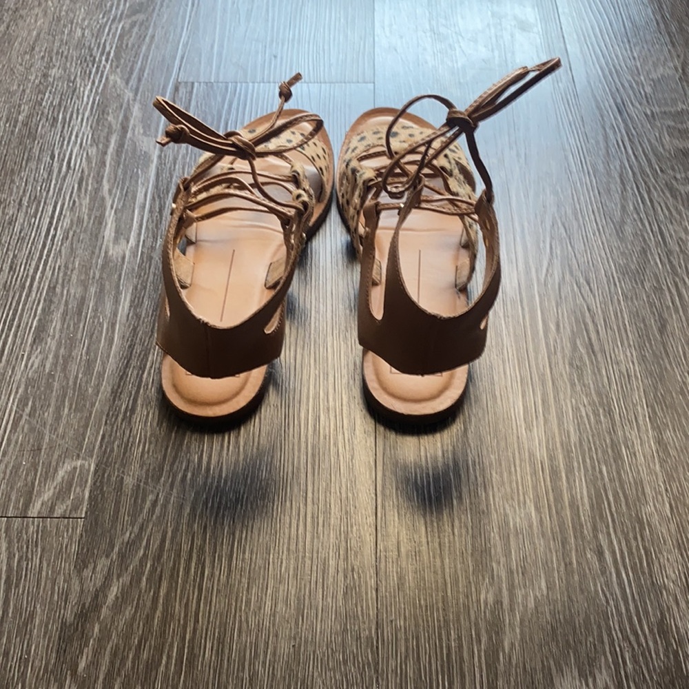 Dolce Vita Leopard Calf Hair Sandals - Picture 3 of 10